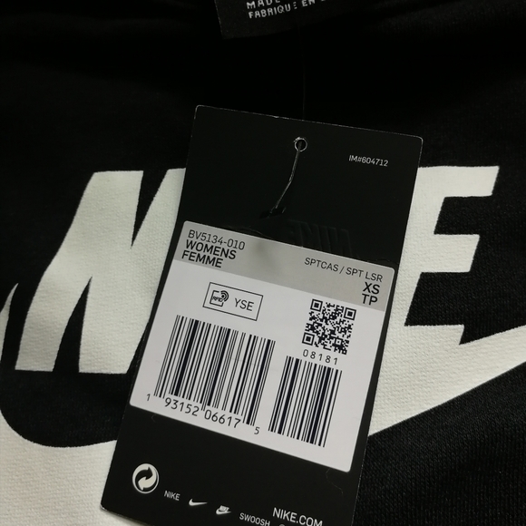 NIKE Air Women's Dress Fleece Black White Athleisure XS NWT - Picture 6 of 9